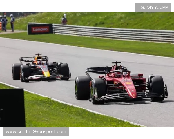 F1车手极限超车惊呆评论席：速度与技巧的极限对决